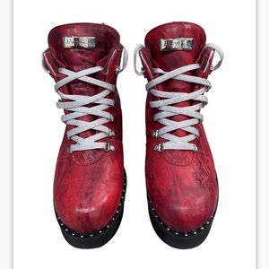 Montelliana lug sole boots